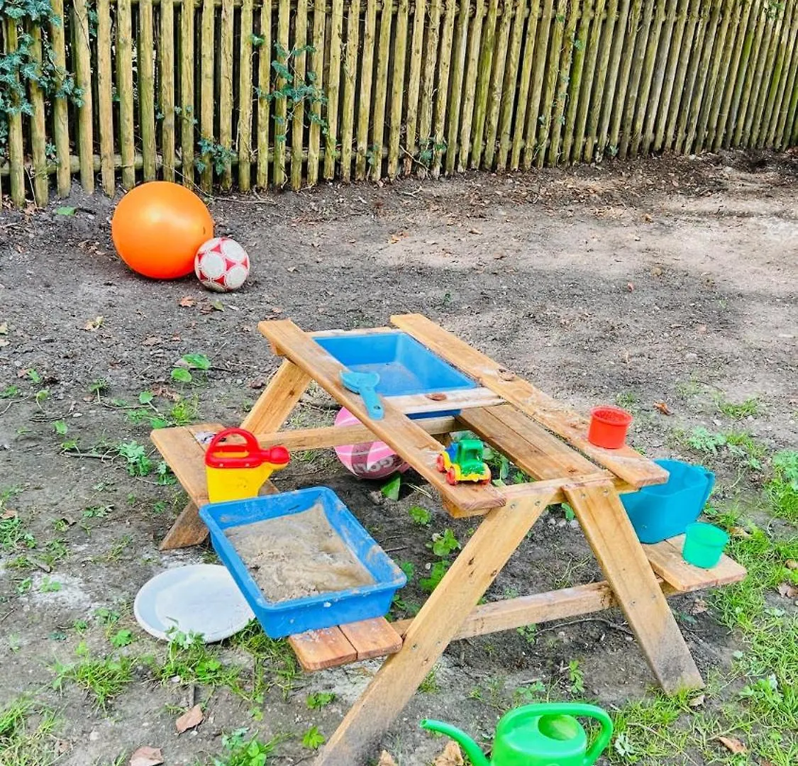 מינכן Gaestehaus Englischer Garten גרמניה