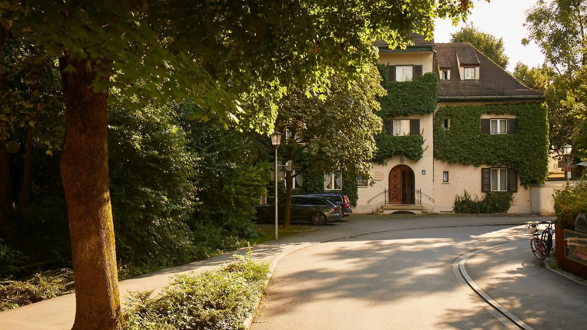 Hotel Gaestehaus Englischer Garten Munich Germany